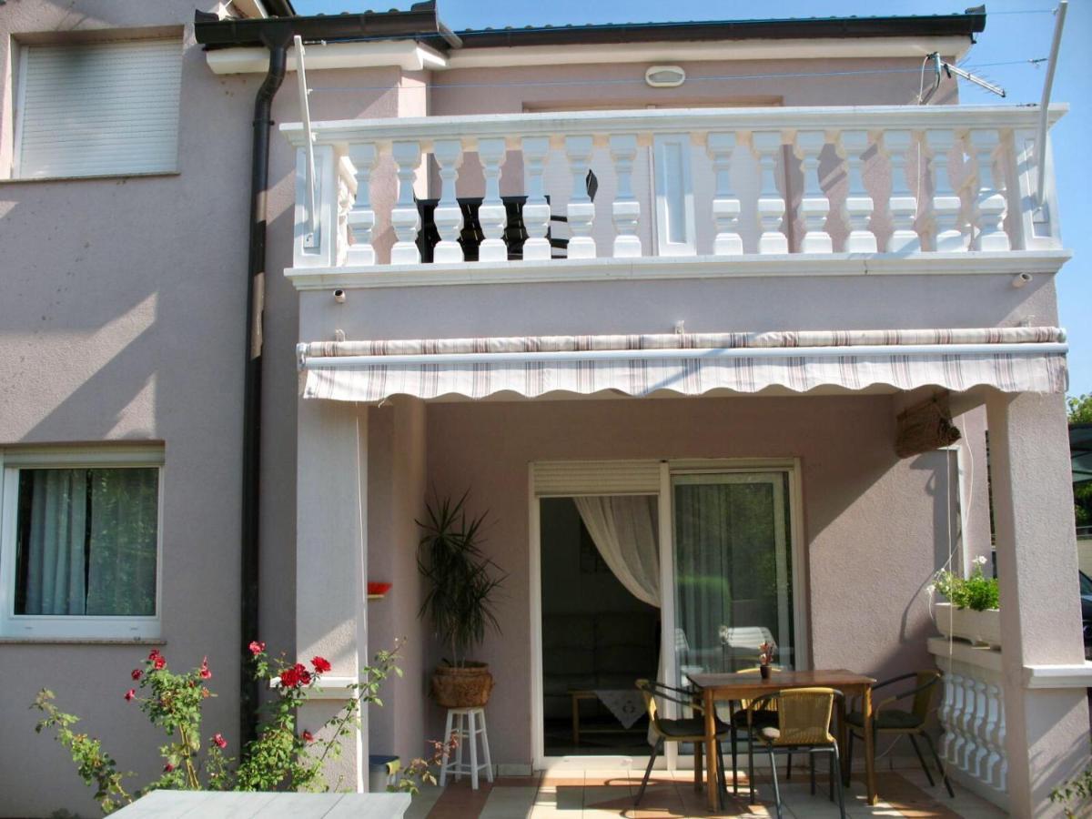 Zsa Zsa Holiday Home Srima Exterior photo